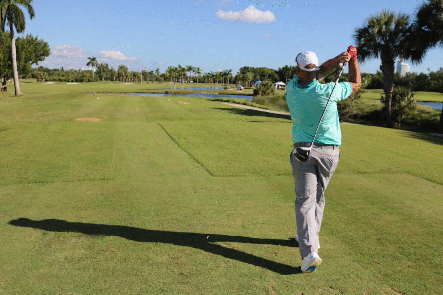 What are The Best Months to Play Golf in Florida Compared to Other States?